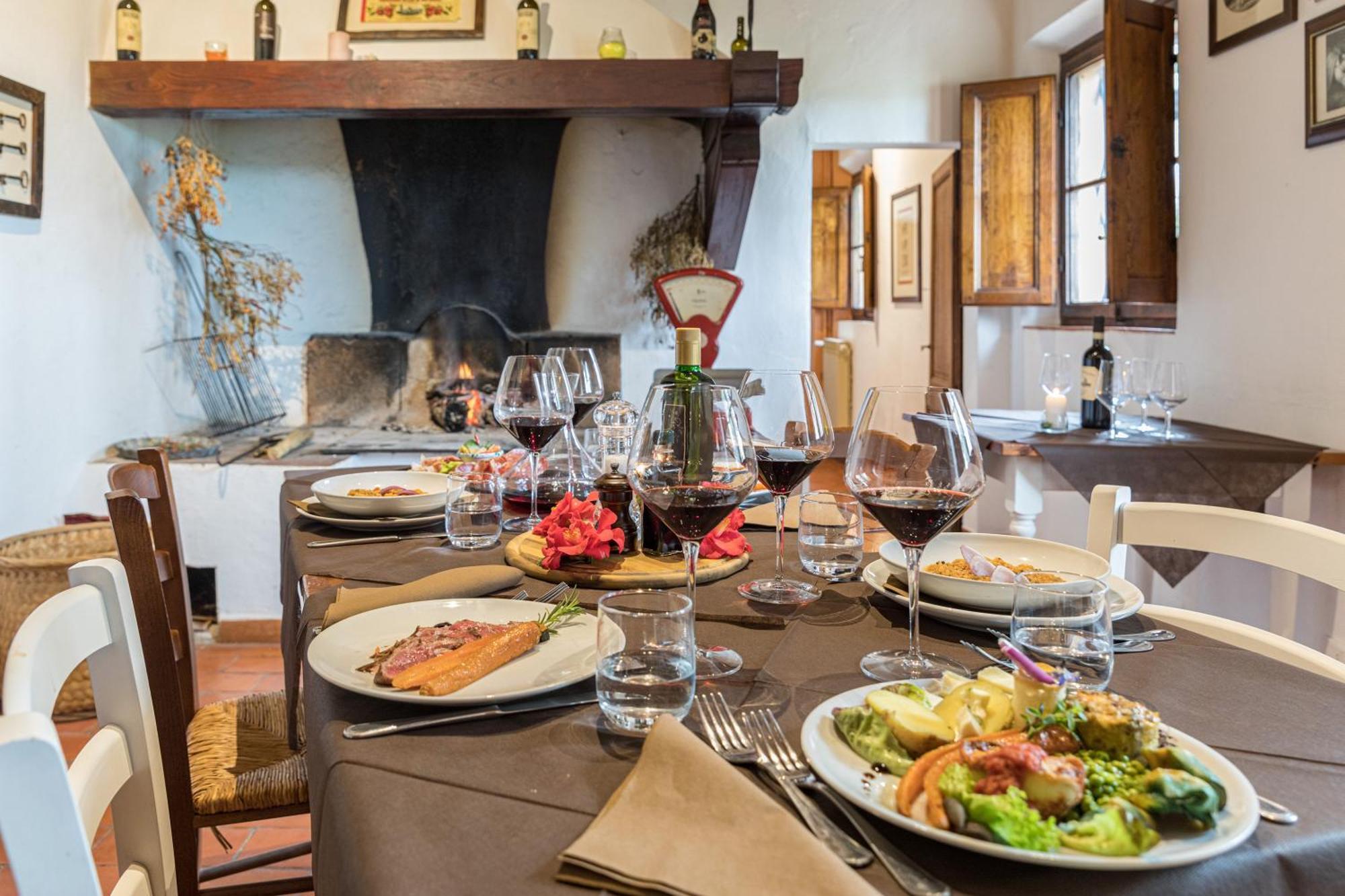 Villa Agriturismo Tenuta La Campana Asciano Eksteriør bilde