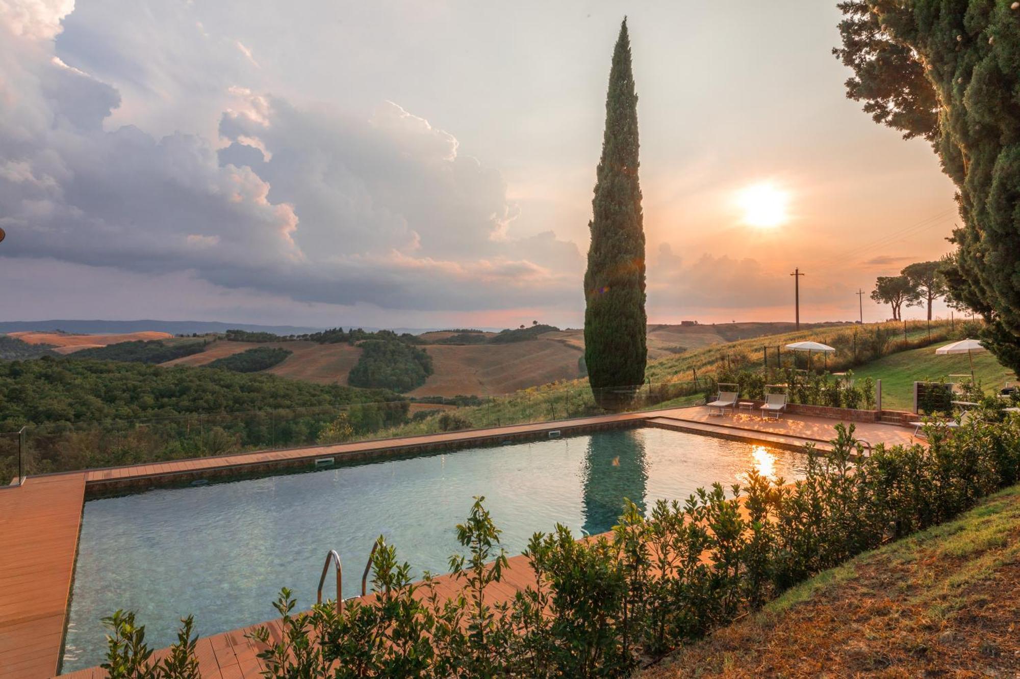 Villa Agriturismo Tenuta La Campana Asciano Eksteriør bilde